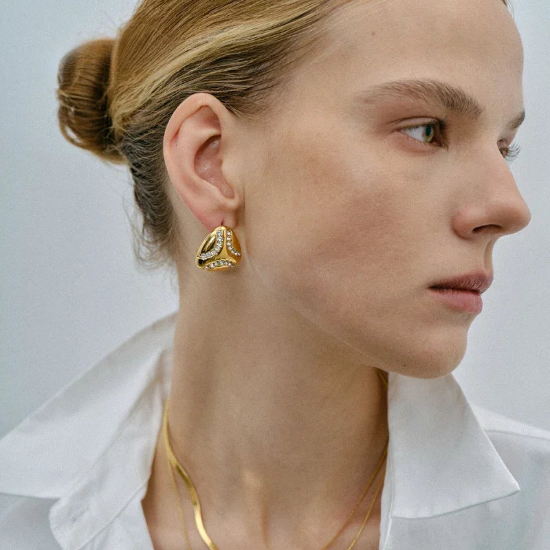14k gold stud earrings