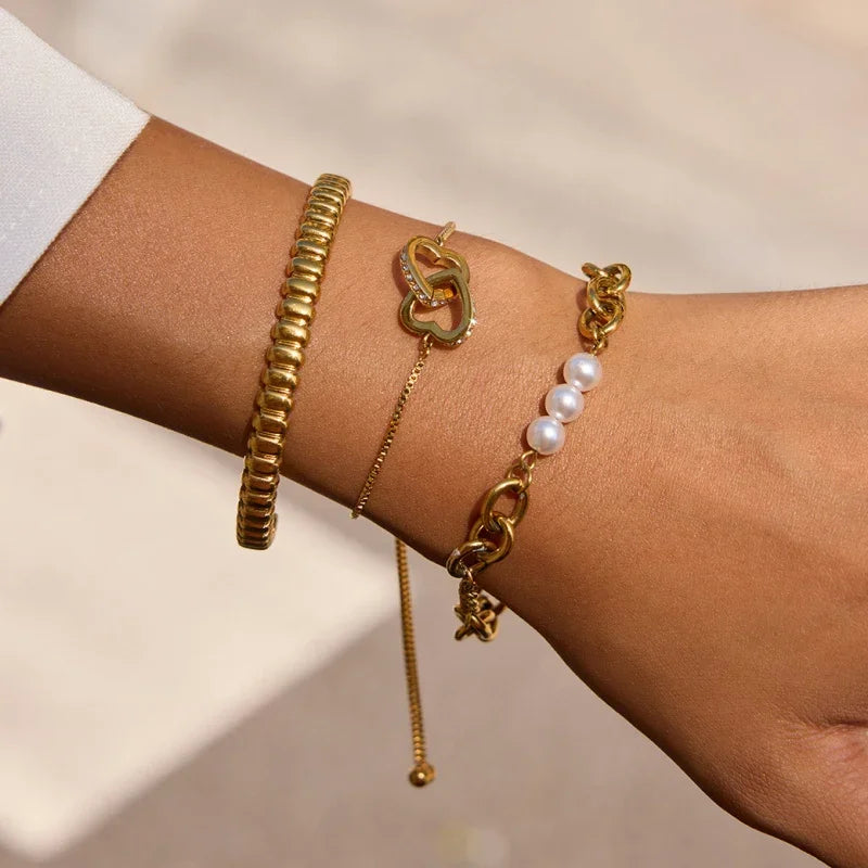 18 karat gold bracelet for women