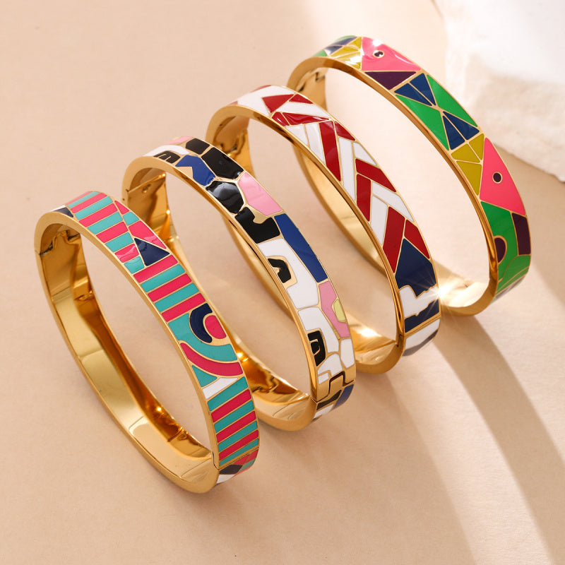 18k gold bangle