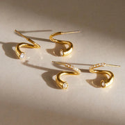 18k gold stud earrings