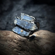 3 gemstone ring
