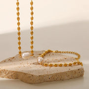 antique pearl necklace