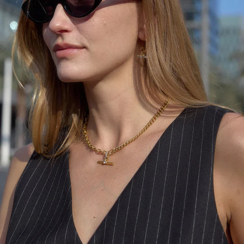 artificial jewellery