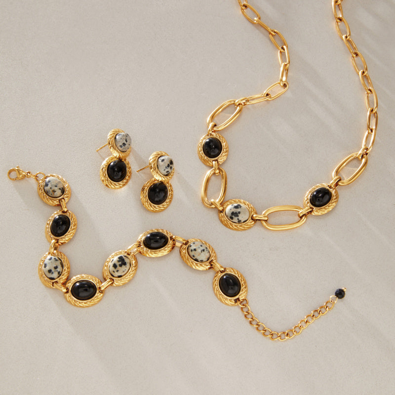 black jewelry set