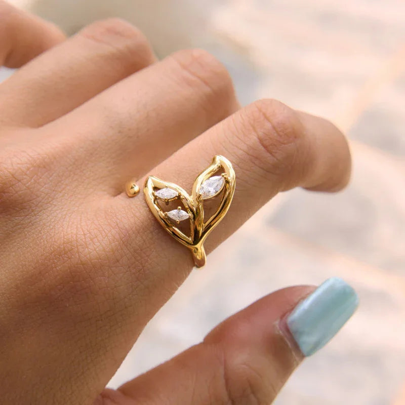 butterfly ring zircon