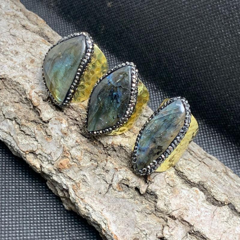 custom gemstone engagement rings