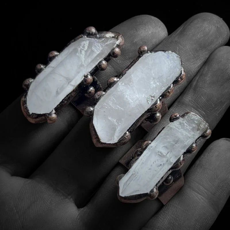 design a gemstone ring