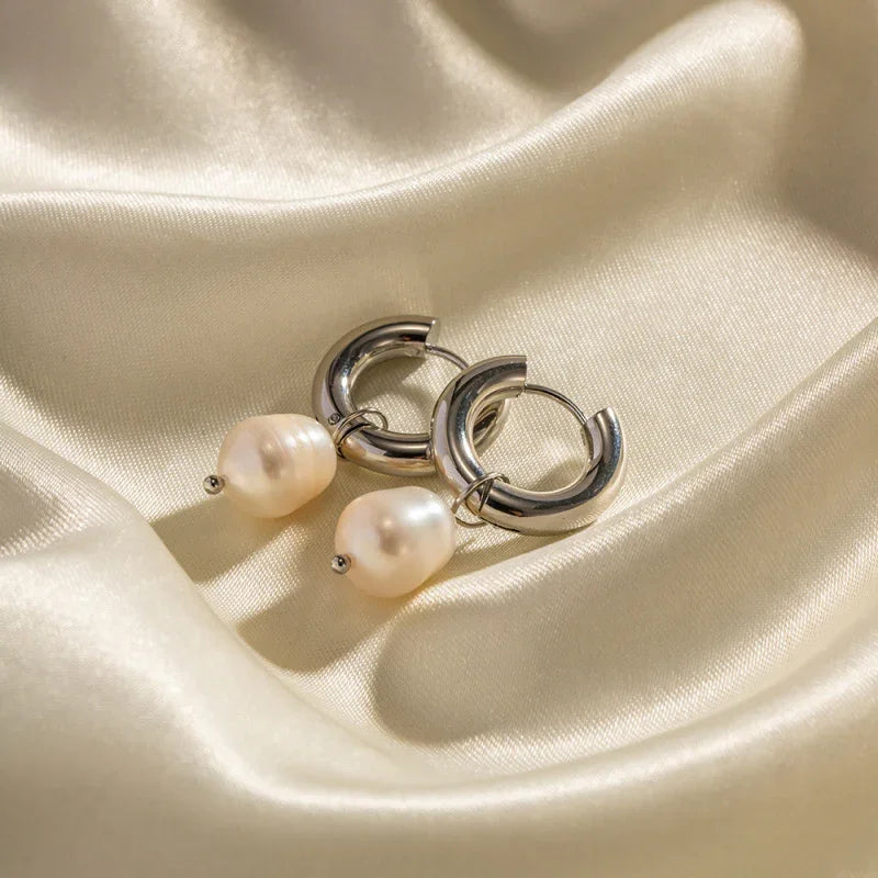 drop pearl earring