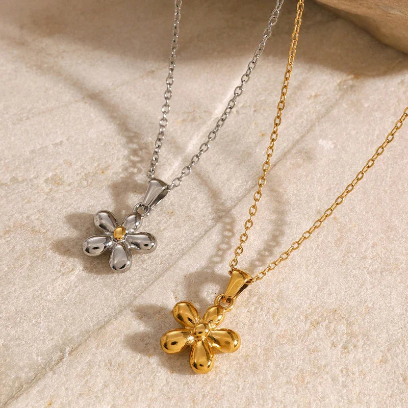 flower shaped necklace