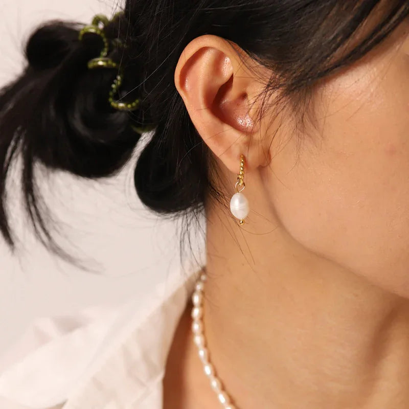 freshwater pearl earring