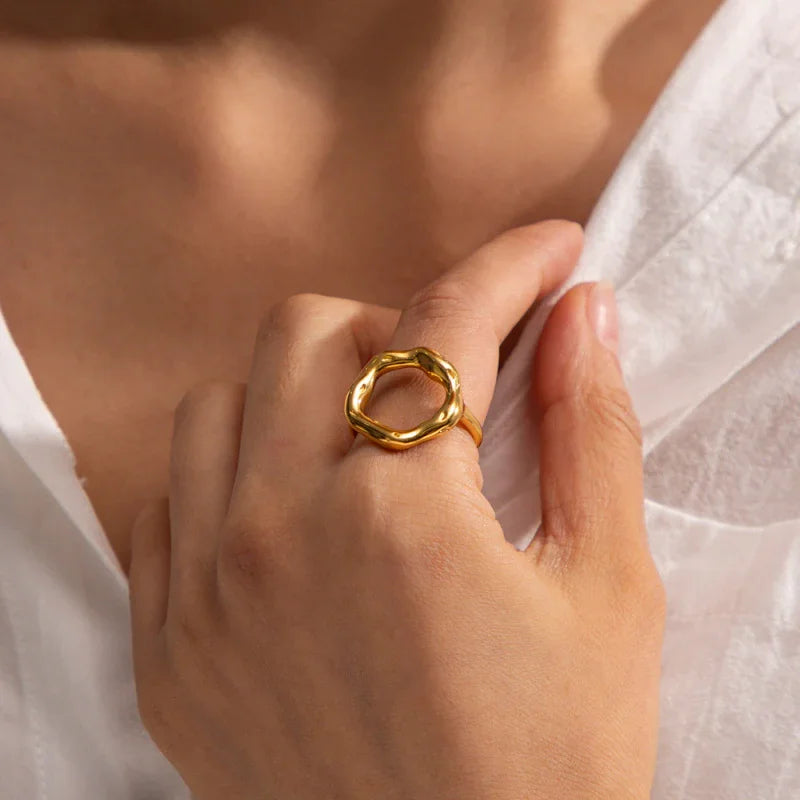 gold band rings for women