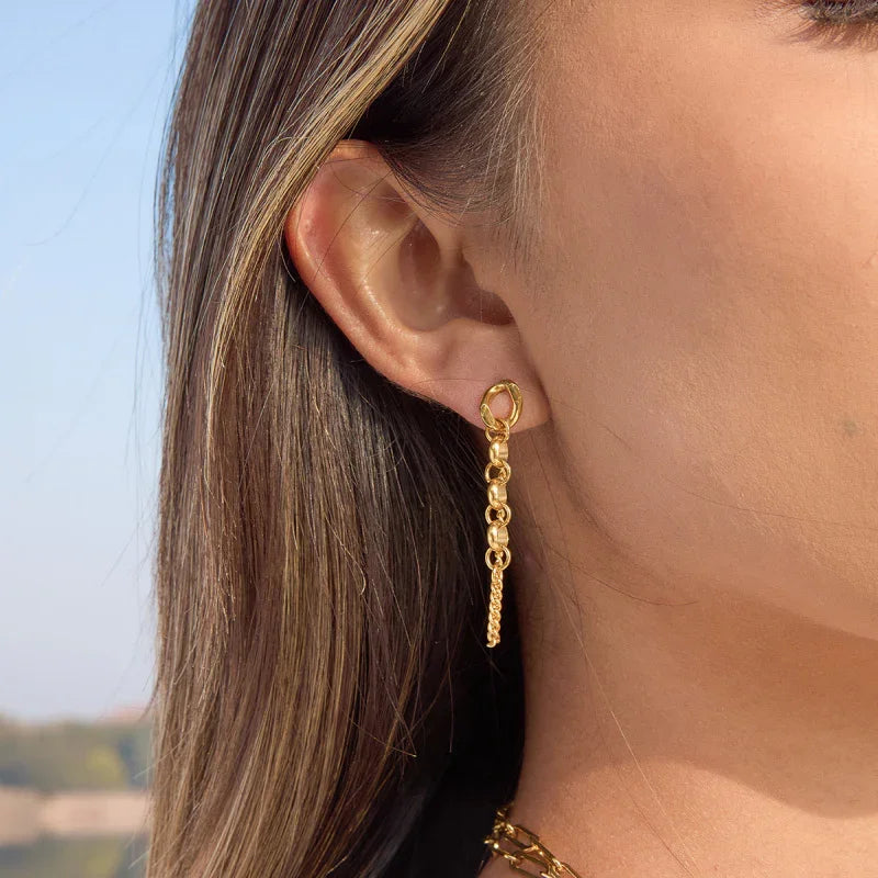 gold stud earrings women's