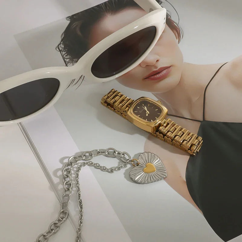 modern necklace for women
