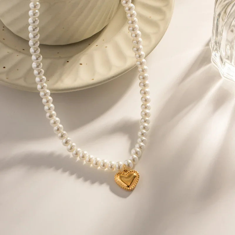 pearl necklace with heart pendant