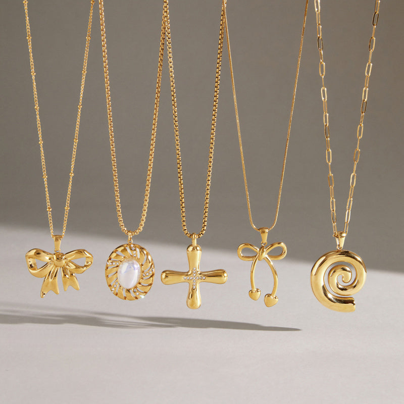 pendant collar necklace
