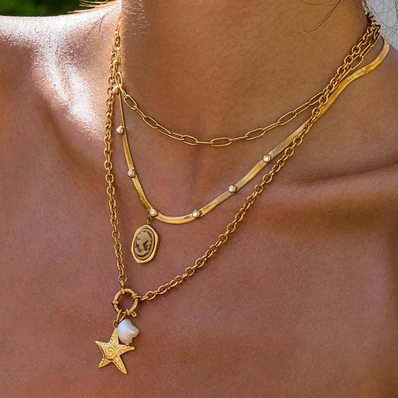 resin statement necklace