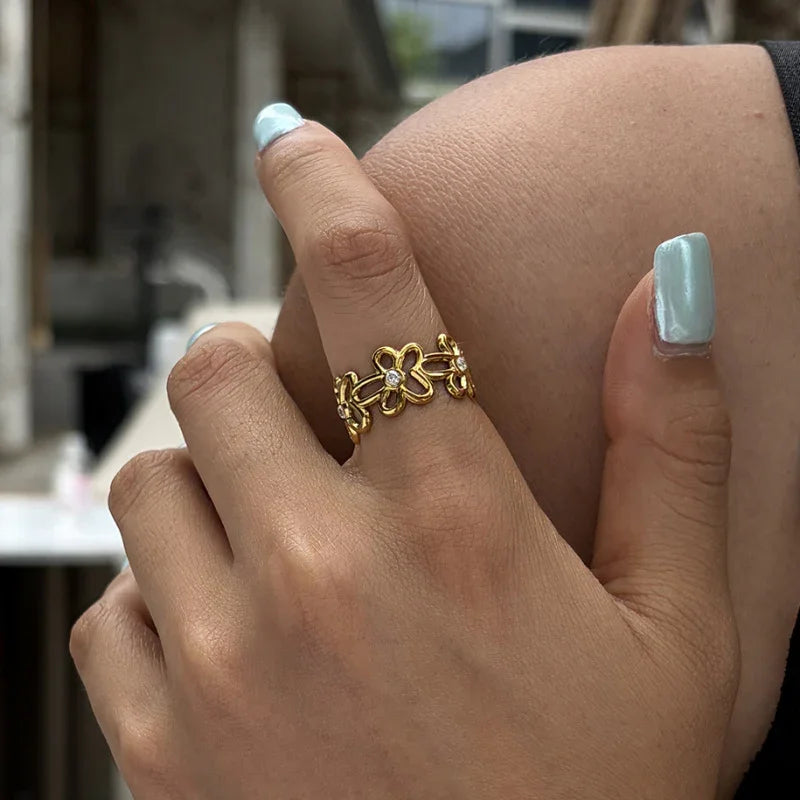 ring with cubic zirconia