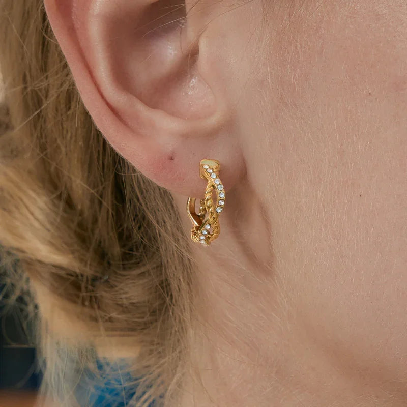round hoop earrings gold