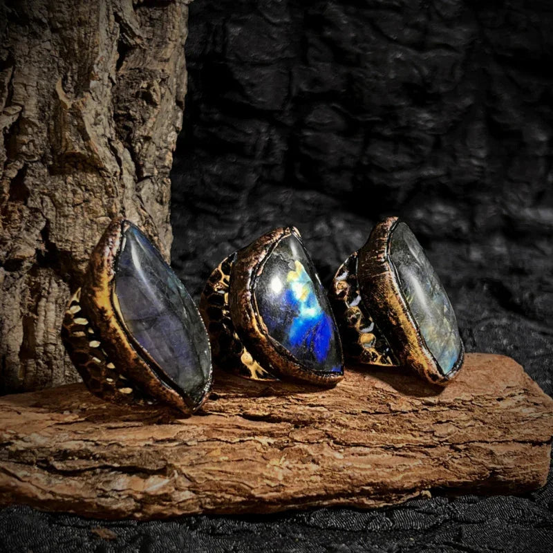 sapphire vintage engagement rings