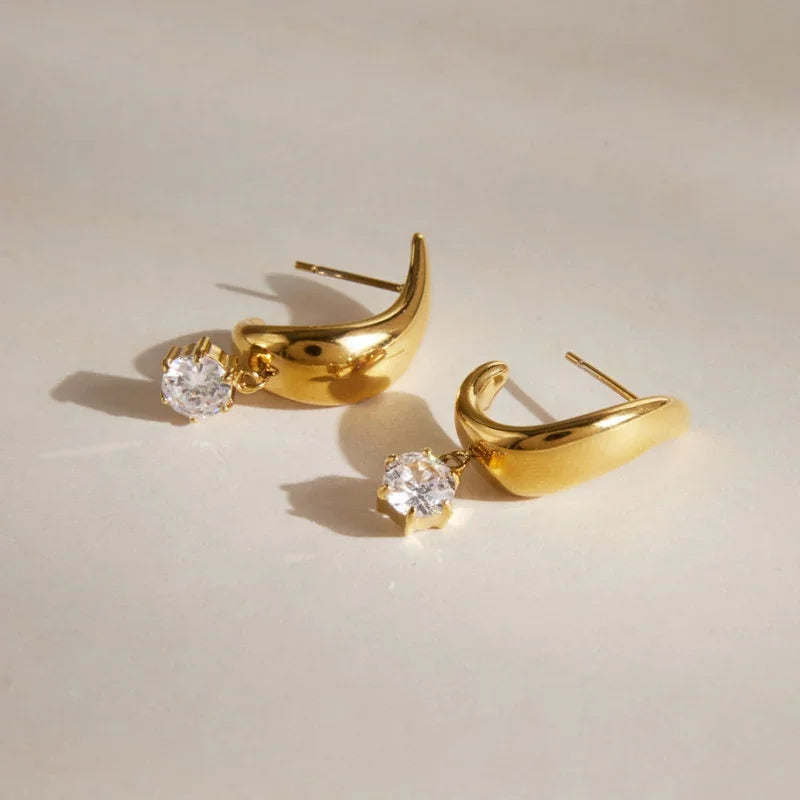 set with earrings
