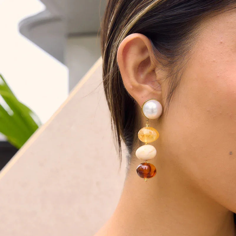 side stud earrings
