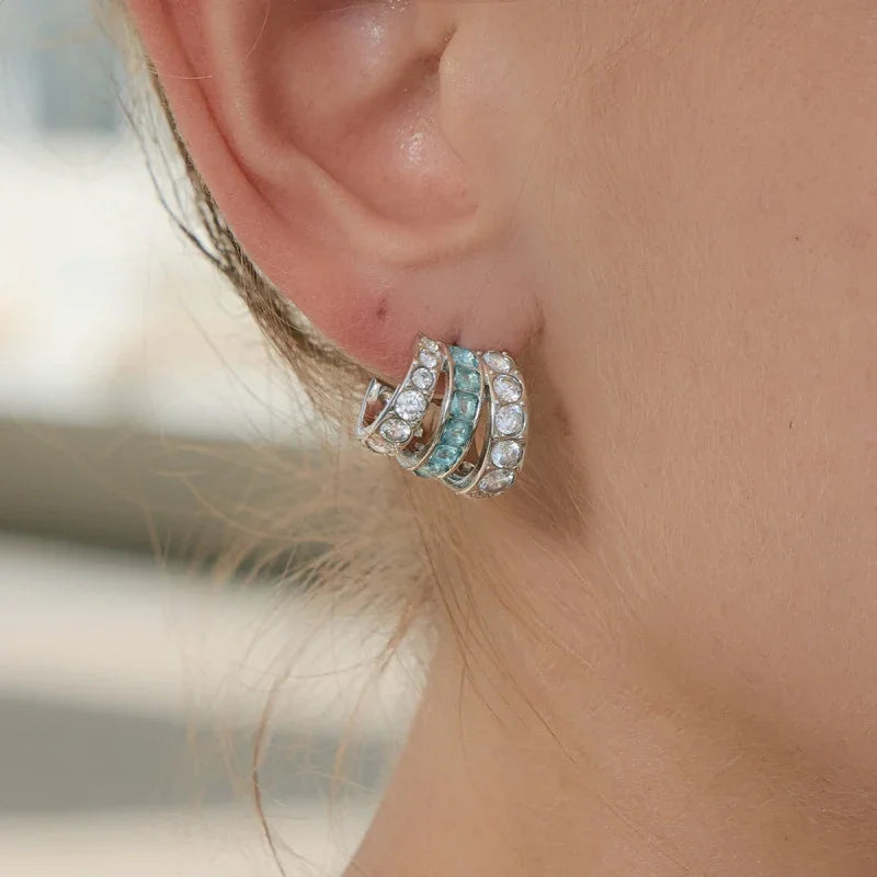 small diamond stud earrings