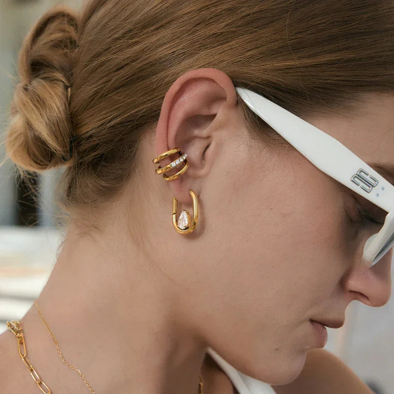 small gold hoop earrings
