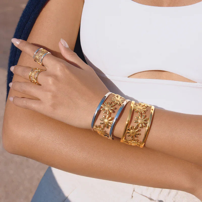 statement bridal jewelry