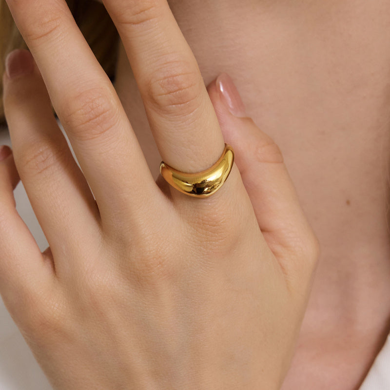 stylish gold ring for women