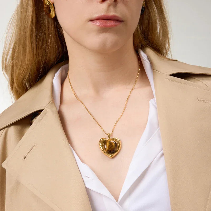 tiny heart necklace