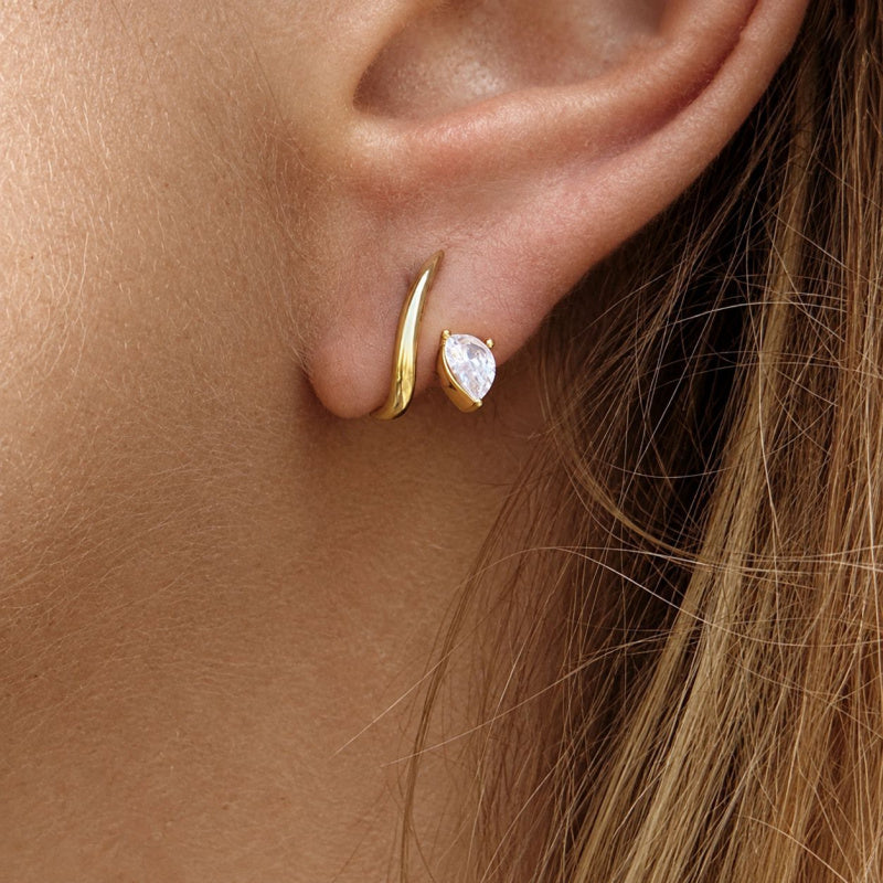 trendy earrings for women