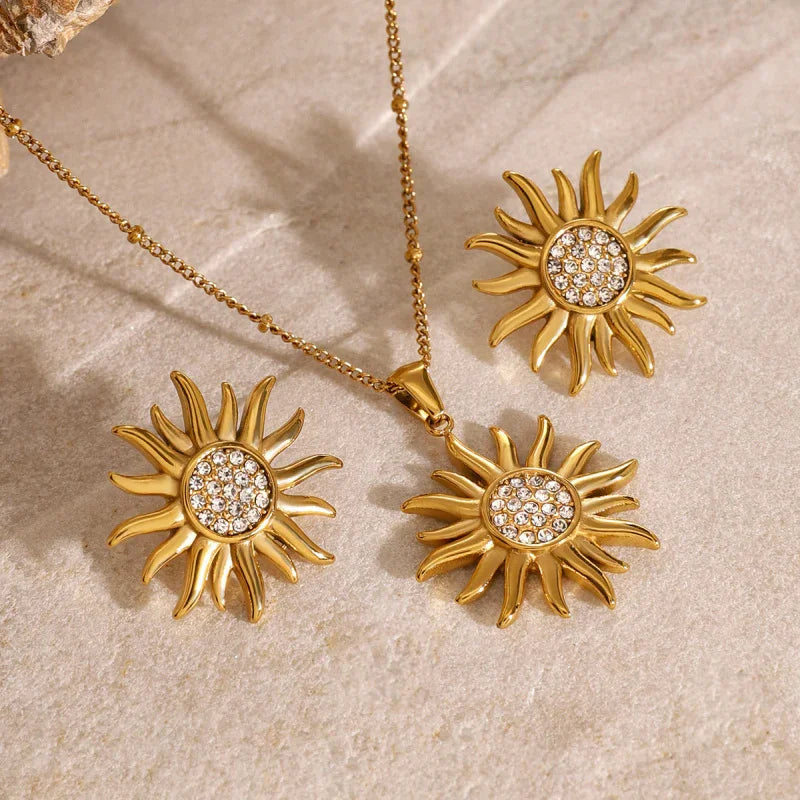 types of artificial jewellery