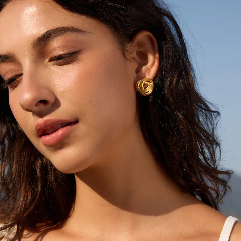 women's gold earrings