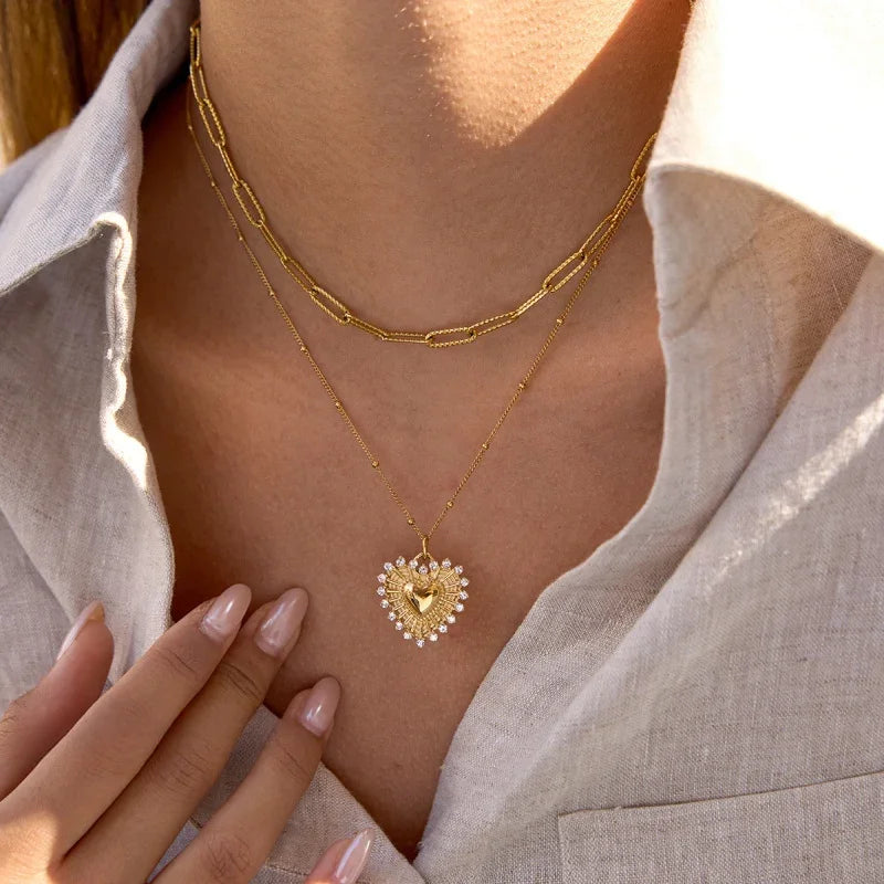 women's valentines necklace