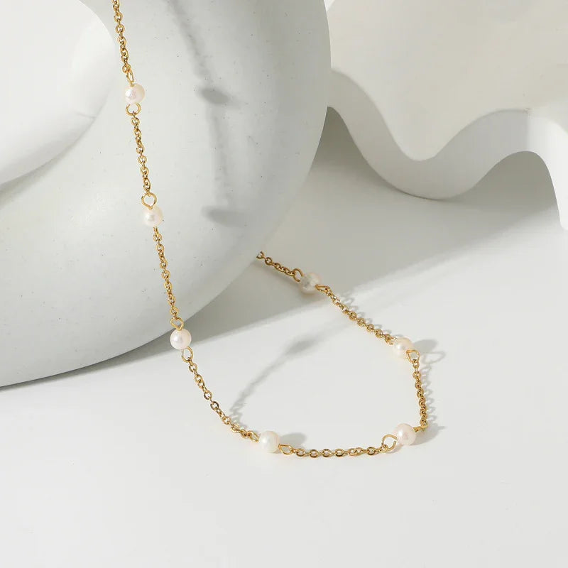 womens choker collar